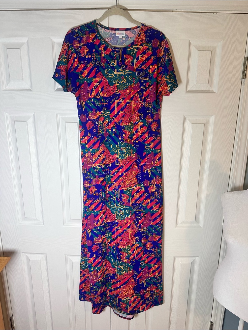 Lularoe Maria Vibrant Abstract Print Short-Sleeve Maxi Dress